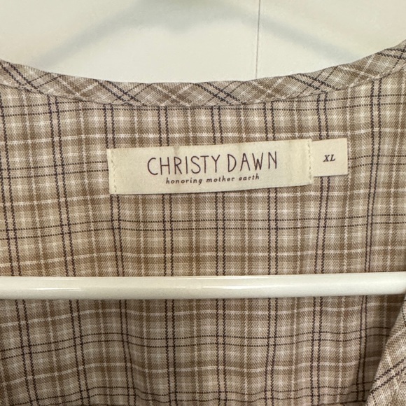Christy dawn-dawn dress. - Picture 2 of 4